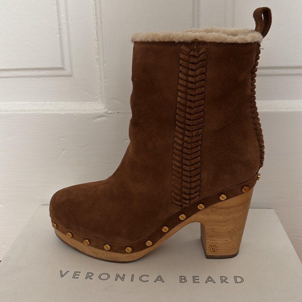 Veronica Beard Daxi suede shearling clog boots size 7